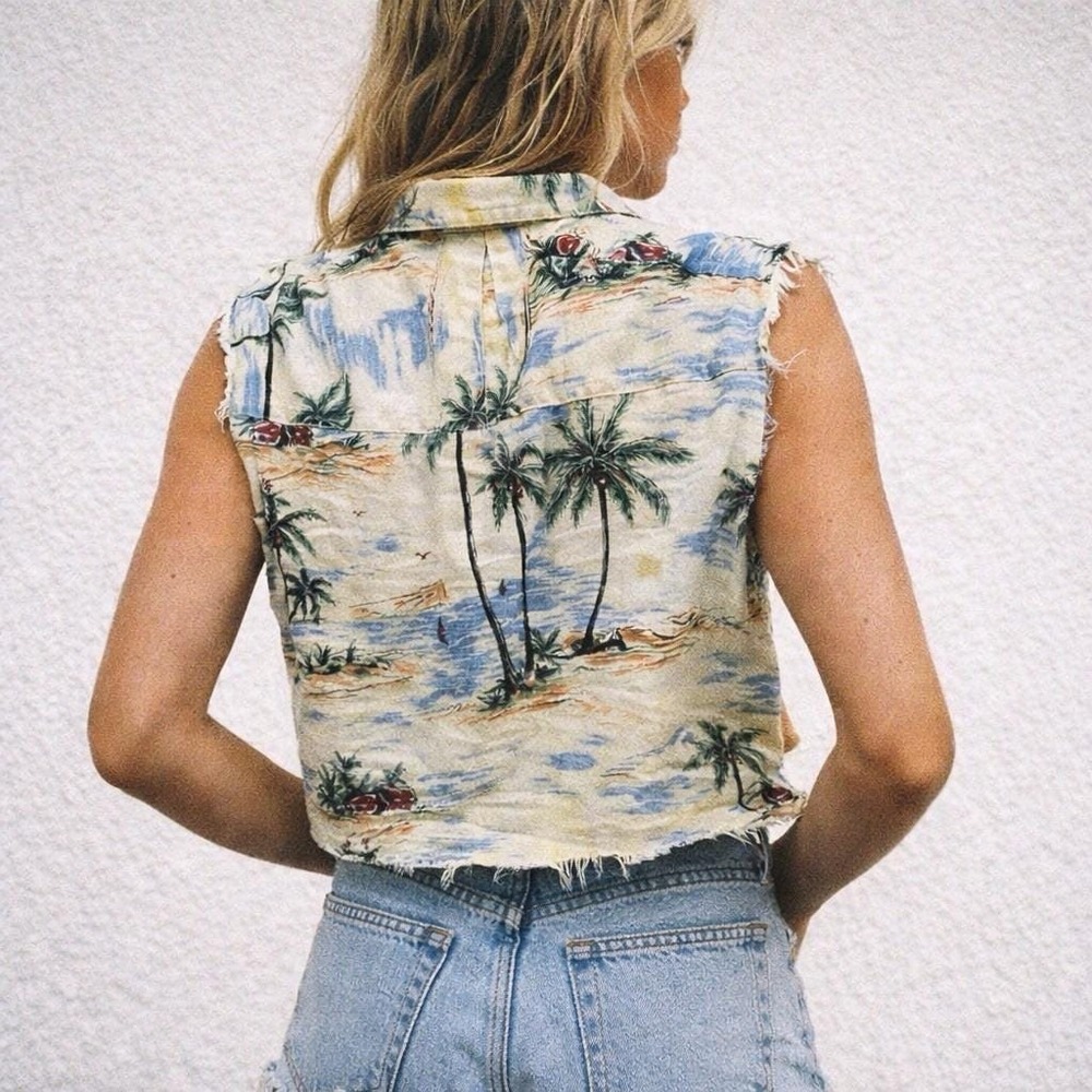 Vintage Hawaiian Shirt Cut Off Sleeveless Cropped Beach Palm Medium